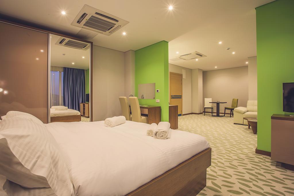 Hotel Franca 바르 객실 사진