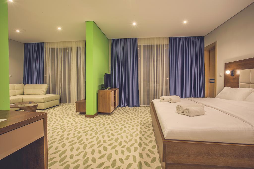 Hotel Franca 바르 객실 사진